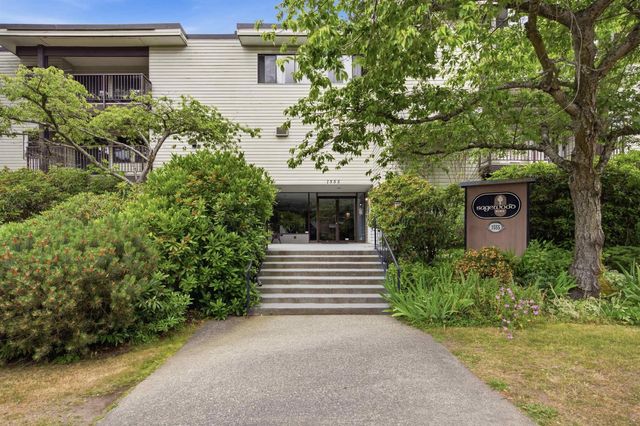 1555 Fir Street 206, White Rock