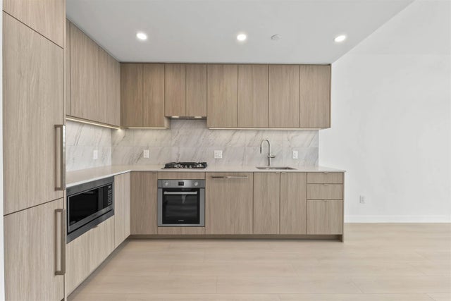 626 Claremont Street 1209, Coquitlam