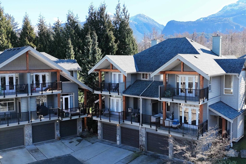 39758 Government Road 19, Squamish