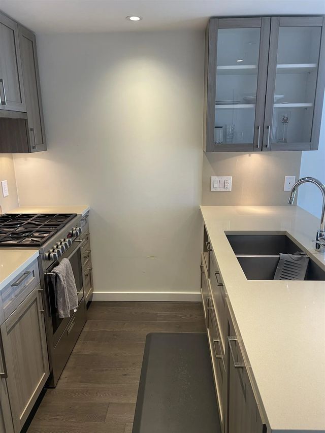 5515 Boundary Road 859, Vancouver