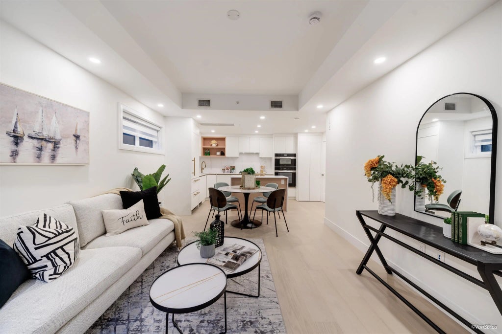 918 W 32nd Avenue 105, Vancouver