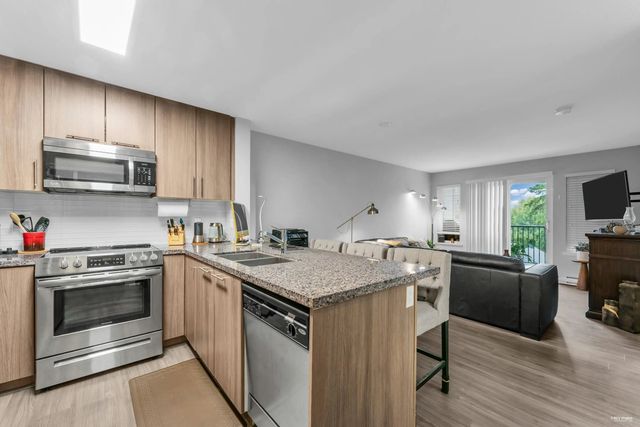 12075 Edge Street 409, Maple Ridge