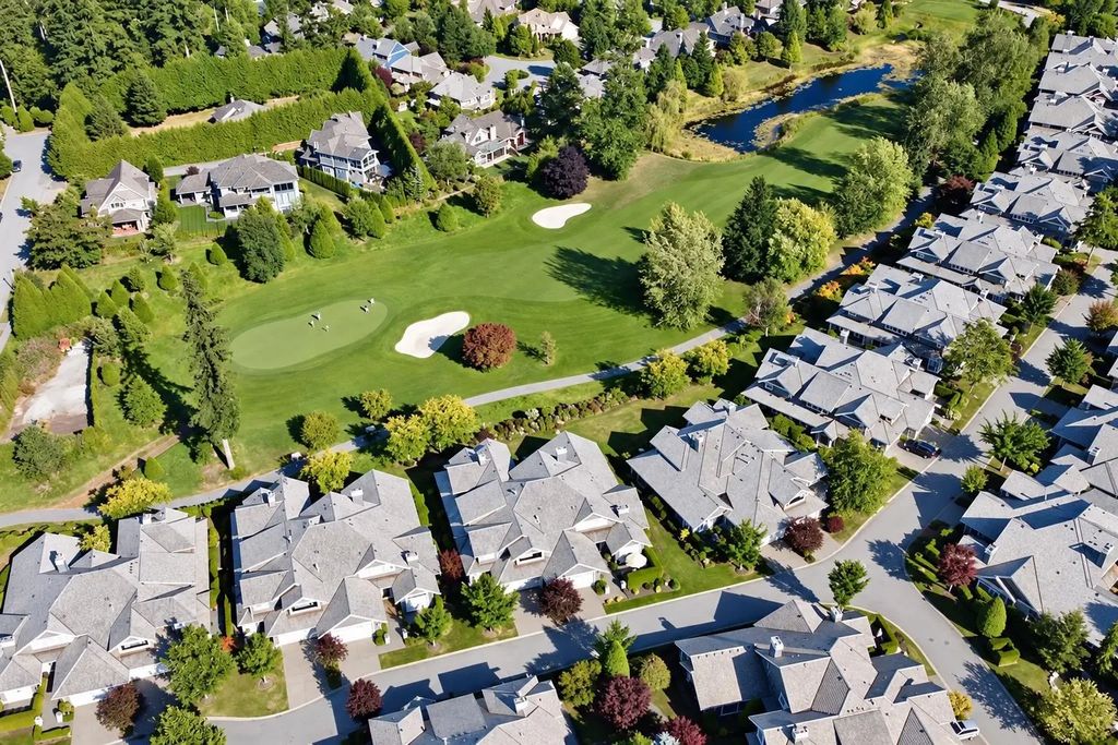 15715 34 Avenue 9, Surrey