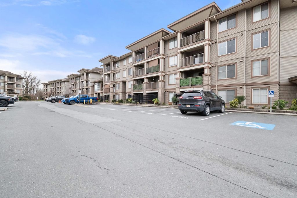 45567 Yale Road 209, Chilliwack