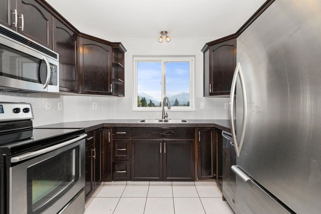 46777 Yale Road 401, Chilliwack