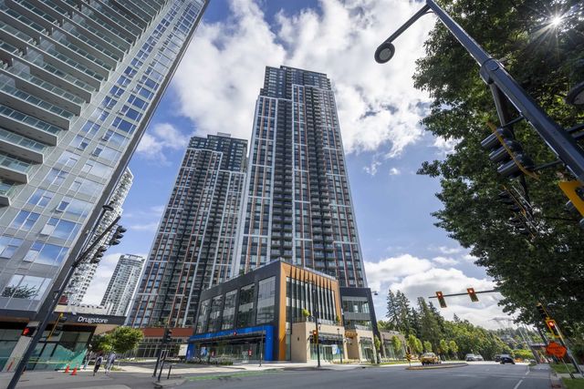13745 George Juncton 2304, Surrey