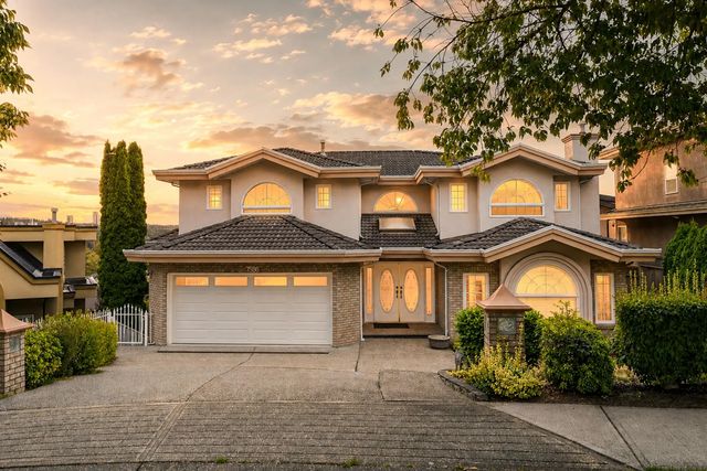 7586 Sequoia Road, Burnaby