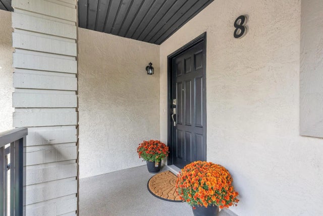 33136 Mill Lake Road 8, Abbotsford