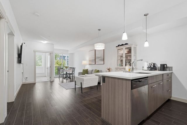 2214 Kelly Avenue 206, Port Coquitlam
