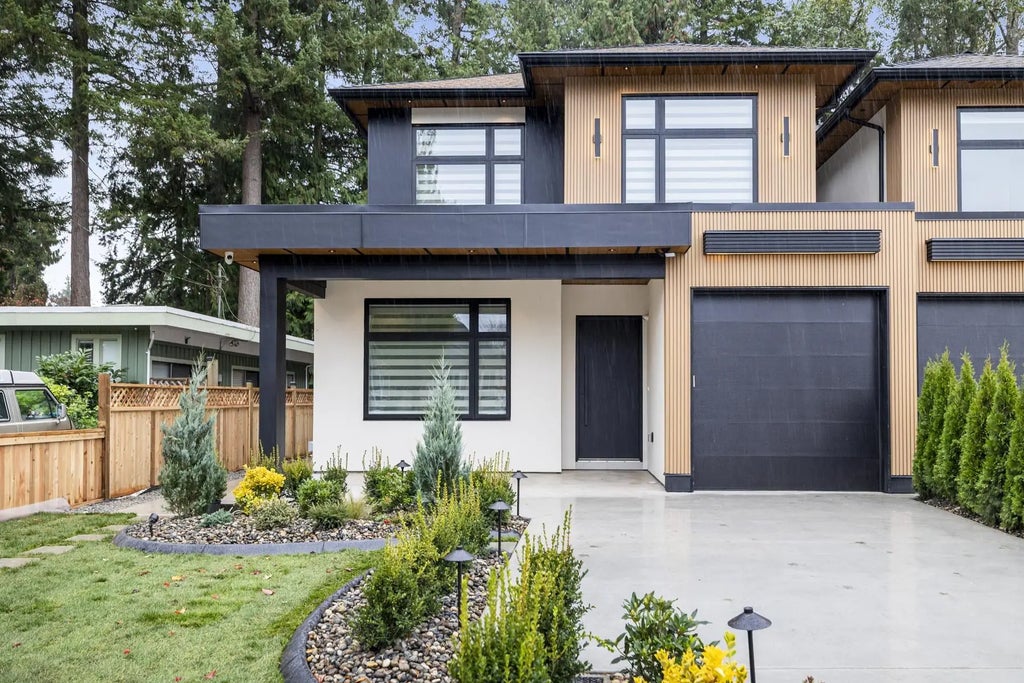 5668 10a Avenue, Delta