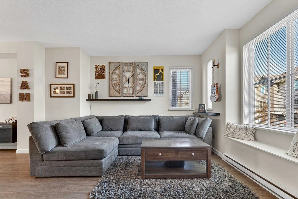 5550 Admiral Way 20, Ladner