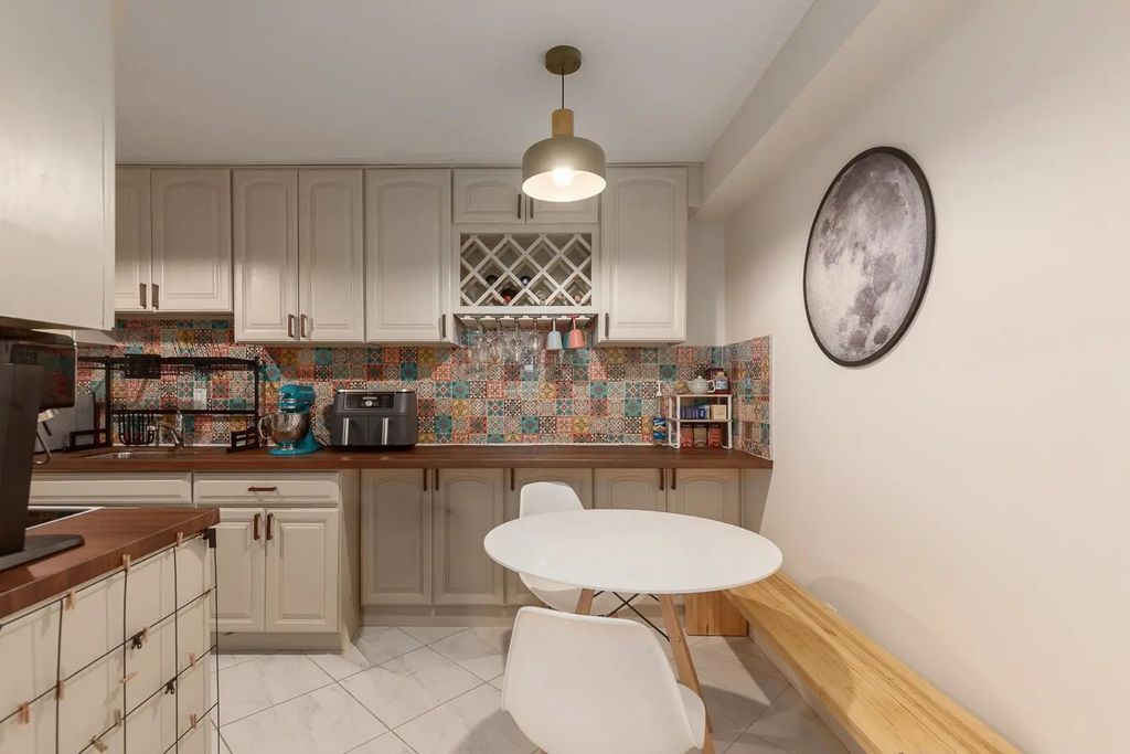 1435 Nelson Street 208, Vancouver