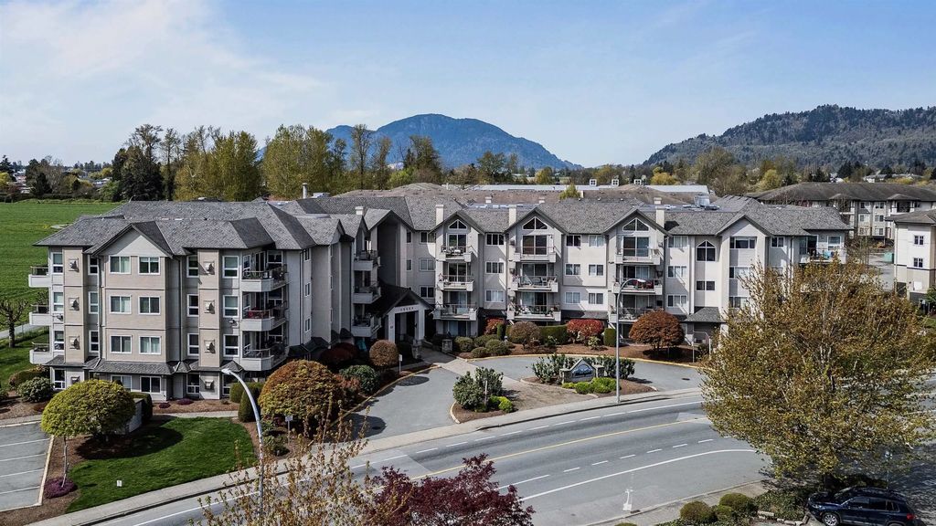 45520 Knight Road 304, Chilliwack
