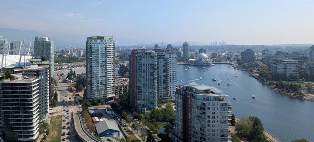 1033 Marinaside Crescent 3202, Vancouver