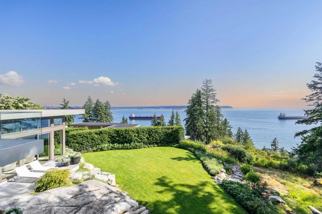 3704 Mckechnie Avenue, West Vancouver