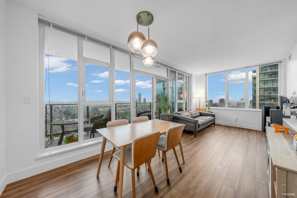 7303 Noble Lane 2010, Burnaby