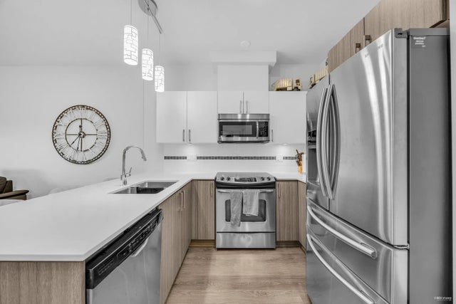 8733 160 Street 405, Surrey