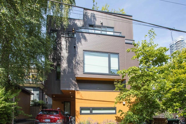 1152 Comox Street 2, Vancouver