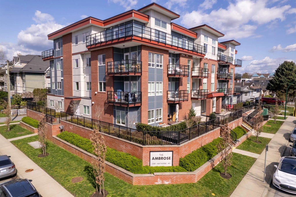 2389 Hawthorne Avenue 204, Port Coquitlam