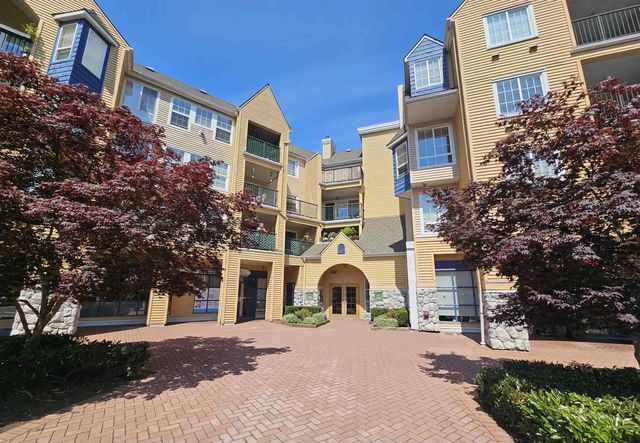 1363 56 Street 218, Delta
