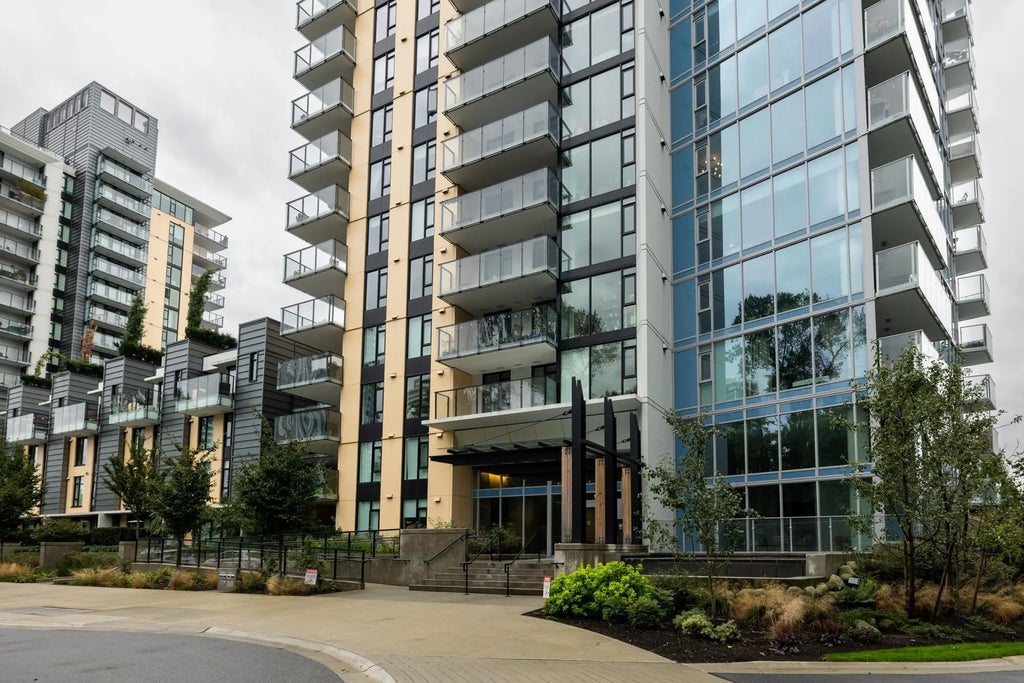 1401 Hunter Street 1705, North Vancouver