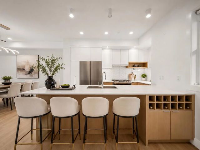 2350 165 Street 7, Surrey