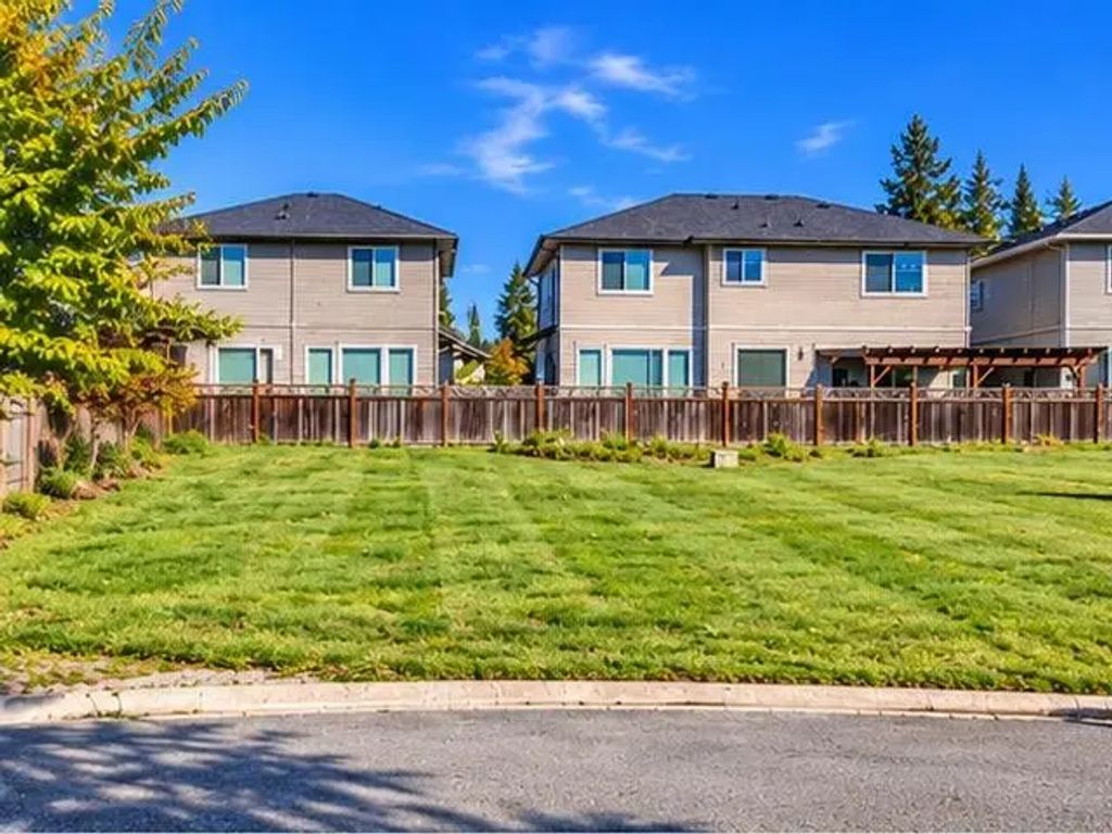 20405 Hartnell Avenue, Maple Ridge