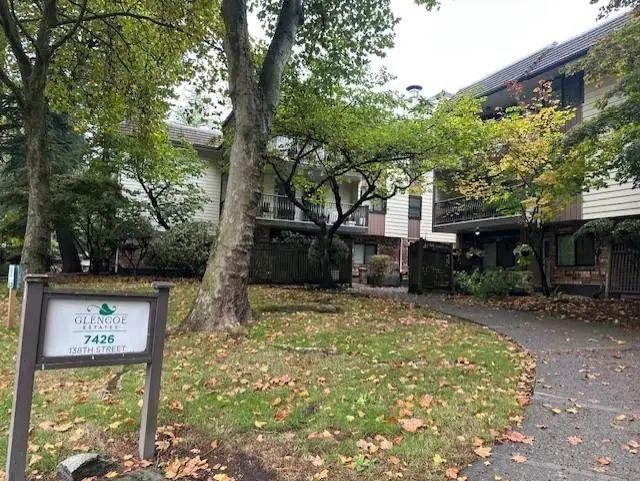 7426 138 Street 210, Surrey