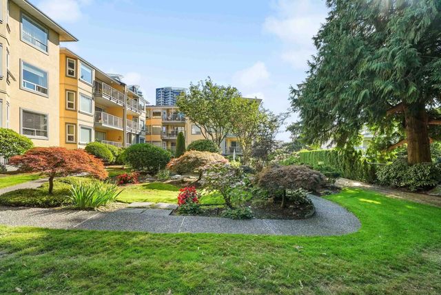 1459 Blackwood Street 307, White Rock