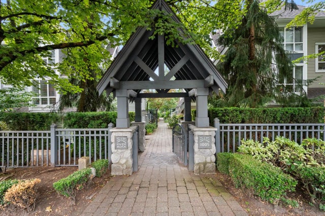 1005 Lynn Valley Road 15, North Vancouver