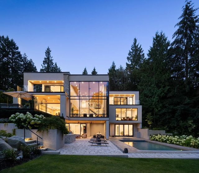 450 Macbeth Crescent, West Vancouver