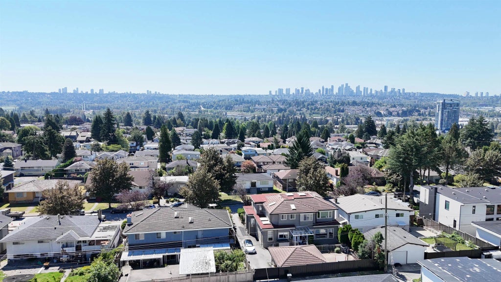 6262 Kitchener Street, Burnaby