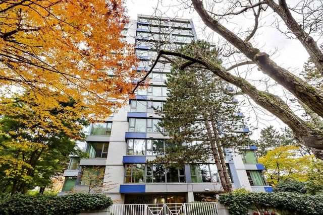 5425 Yew Street 403, Vancouver