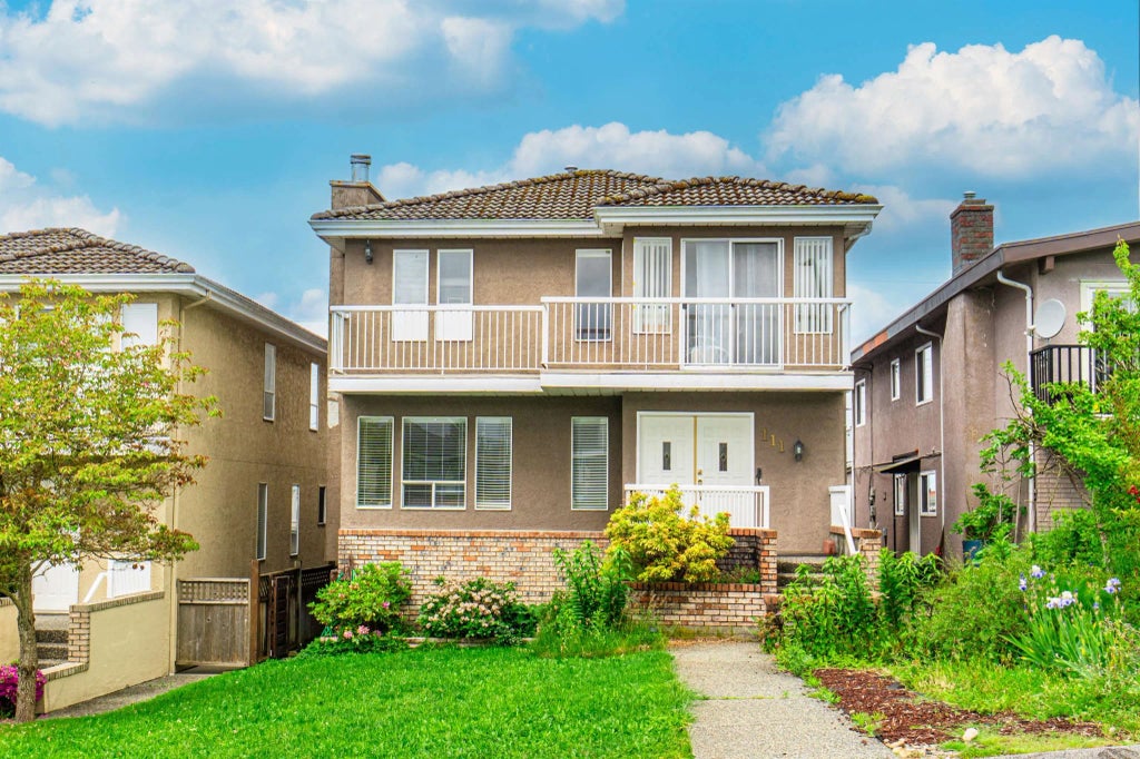 111 Grosvenor Avenue, Burnaby