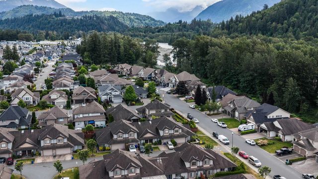 44523 Mclaren Drive 74, Chilliwack