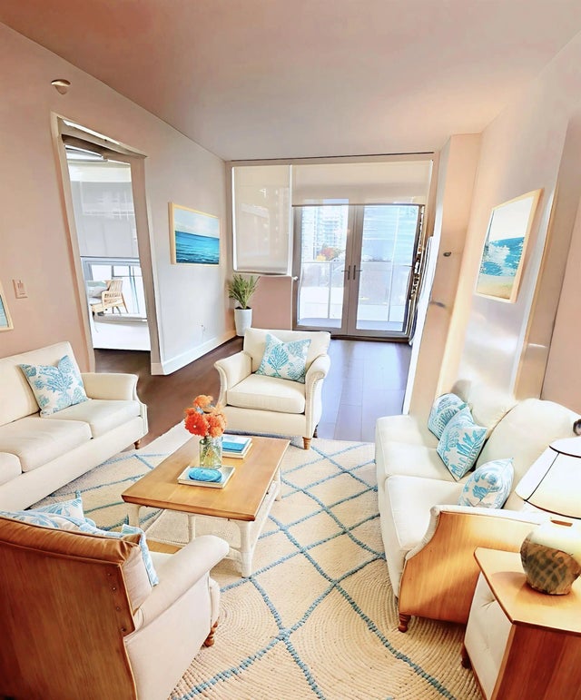 6328 No. 3 Road 617, Richmond