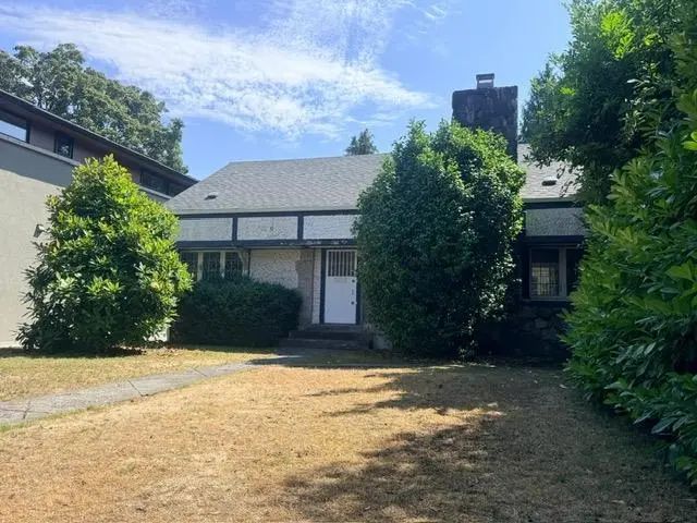 1420 W 38th Avenue, Vancouver