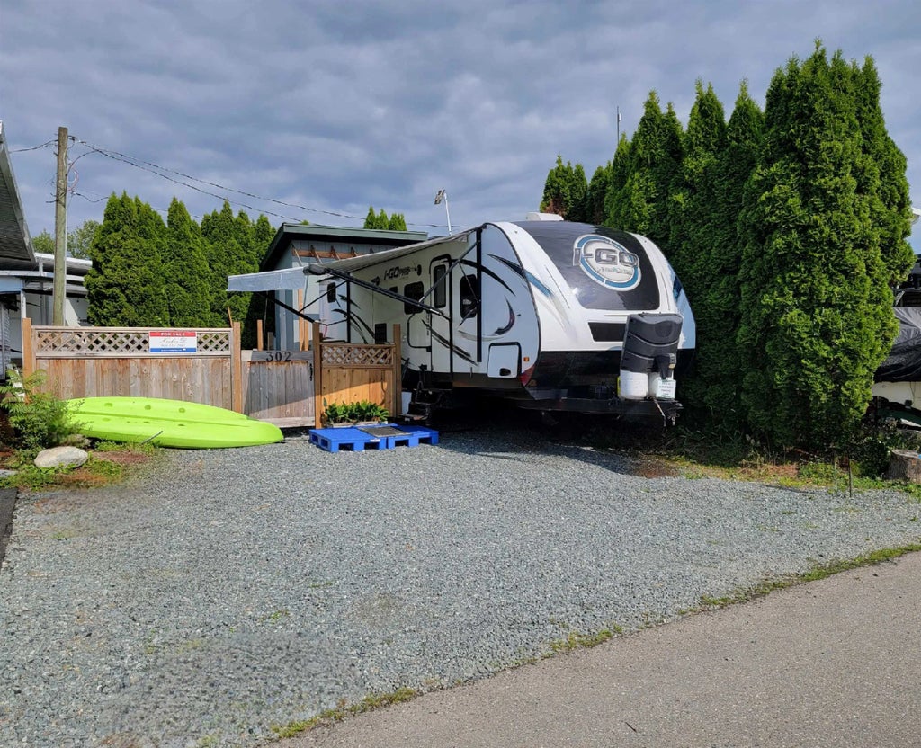 8400 Shook Road 302, Mission