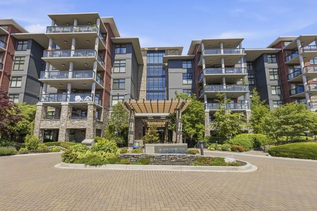 5055 Springs Boulevard 206, Tsawwassen