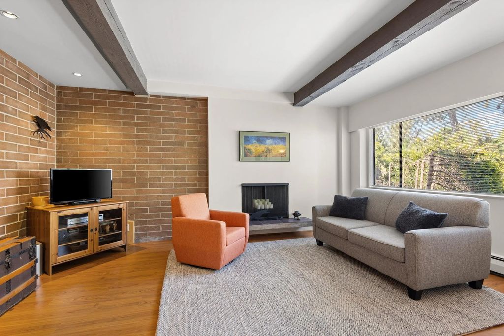 1535 Nelson Street 309, Vancouver