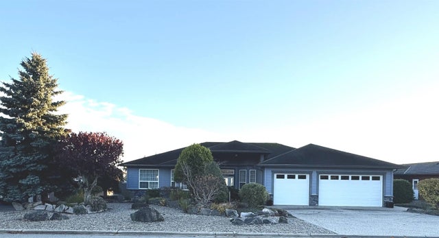 6217 Mika Road, Sechelt