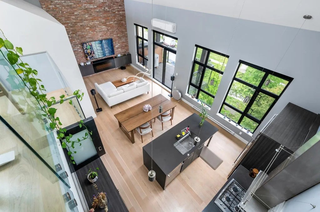 220 Salter Street 402, New Westminster