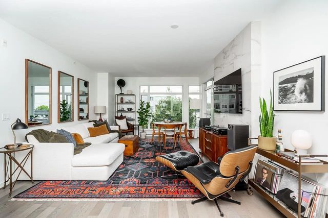 1333 Winter Street Ph9, White Rock