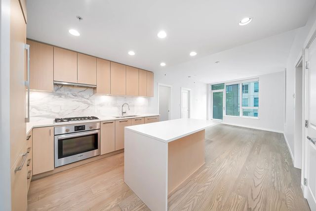 3563 Ross Drive 423, Vancouver