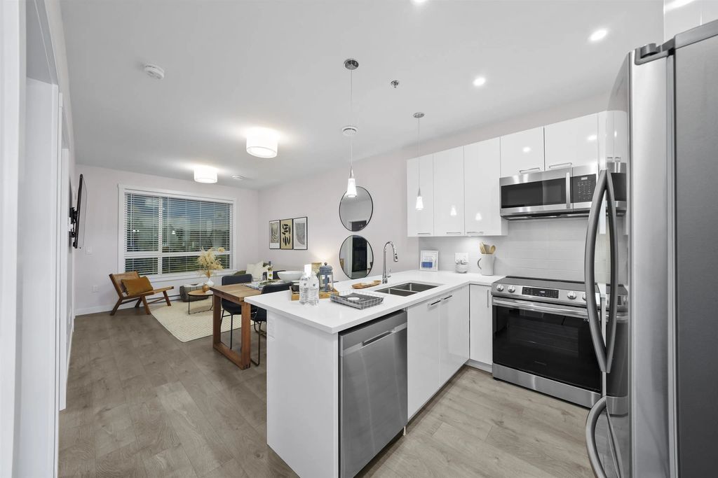 7375 Horne Street 206, Mission