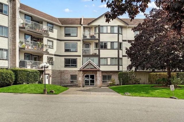 5710 201 Street 201, Langley