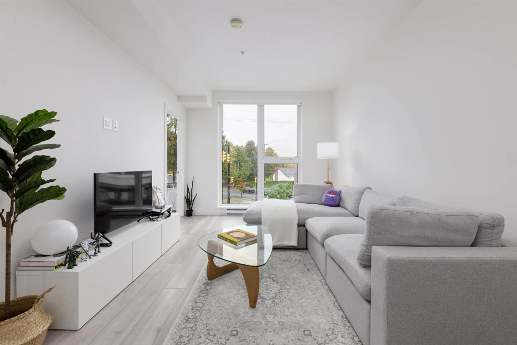 979 E 19th Avenue 204, Vancouver