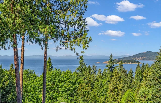 5317 Montiverdi Place, West Vancouver