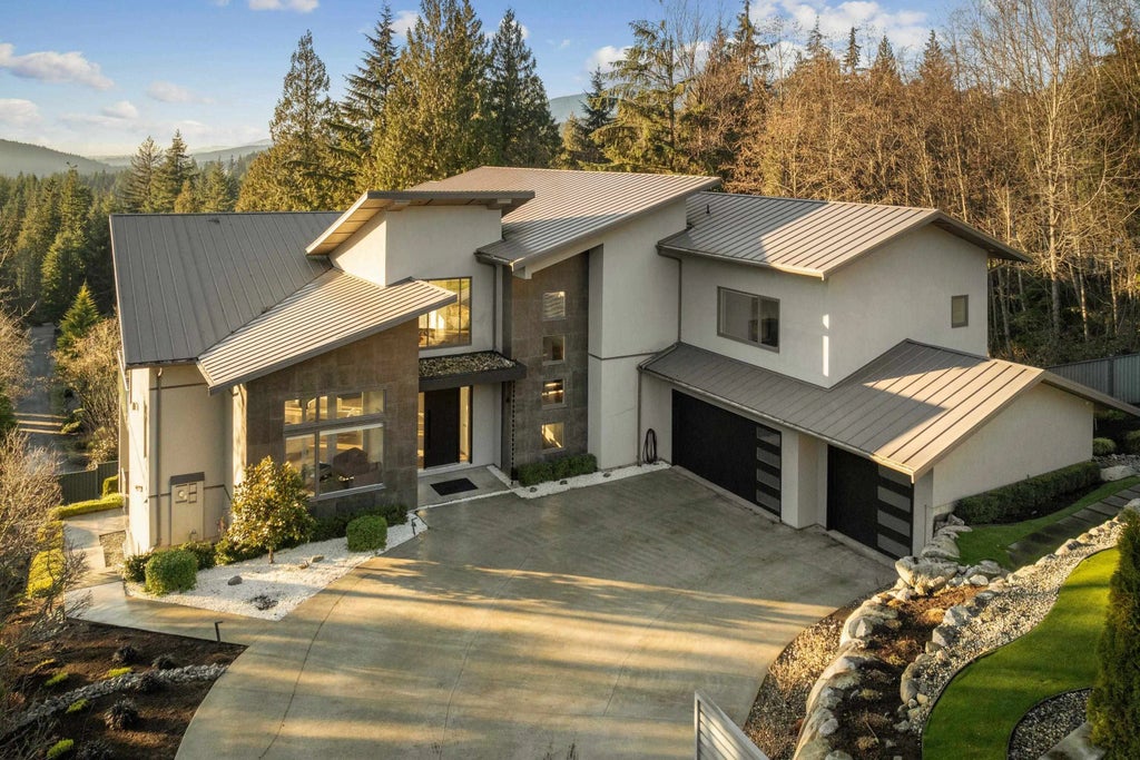 205 Kinsey Drive, Anmore