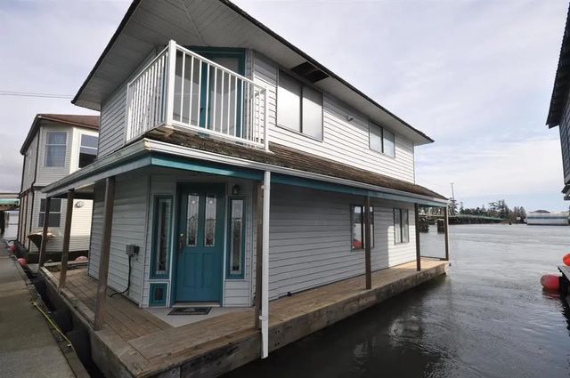 3350 Westham Island Road 4, Delta